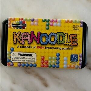 EUC Educational Insights Kanoodle Brain-Twisting Solitaire Game